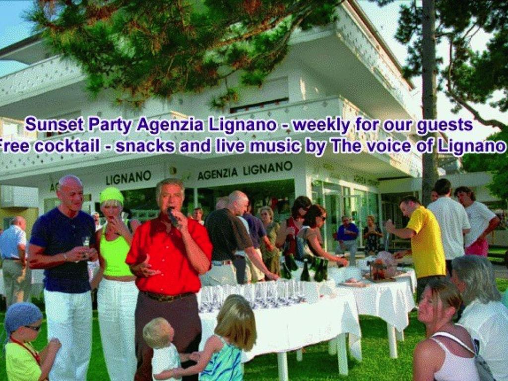 Апартаменти Lignano Exclusive With Pool Ліньяно-Сабб'ядоро Екстер'єр фото